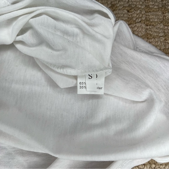 EUC Taylor Swift Rep Tee - Picture 4 of 4